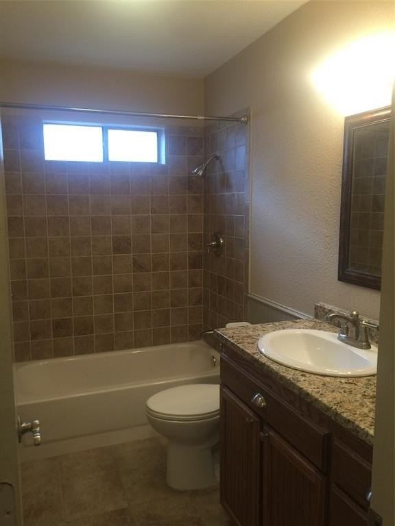 8800 Camfield Way - Photo 6 of 11