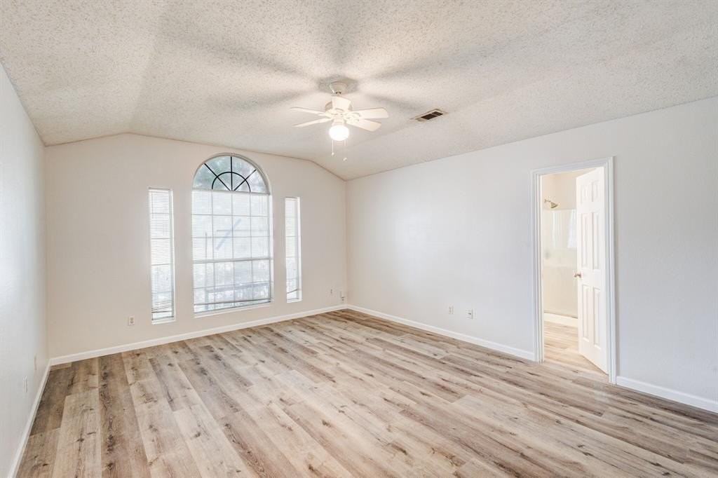 7133 Amber Dr - Photo 5 of 24