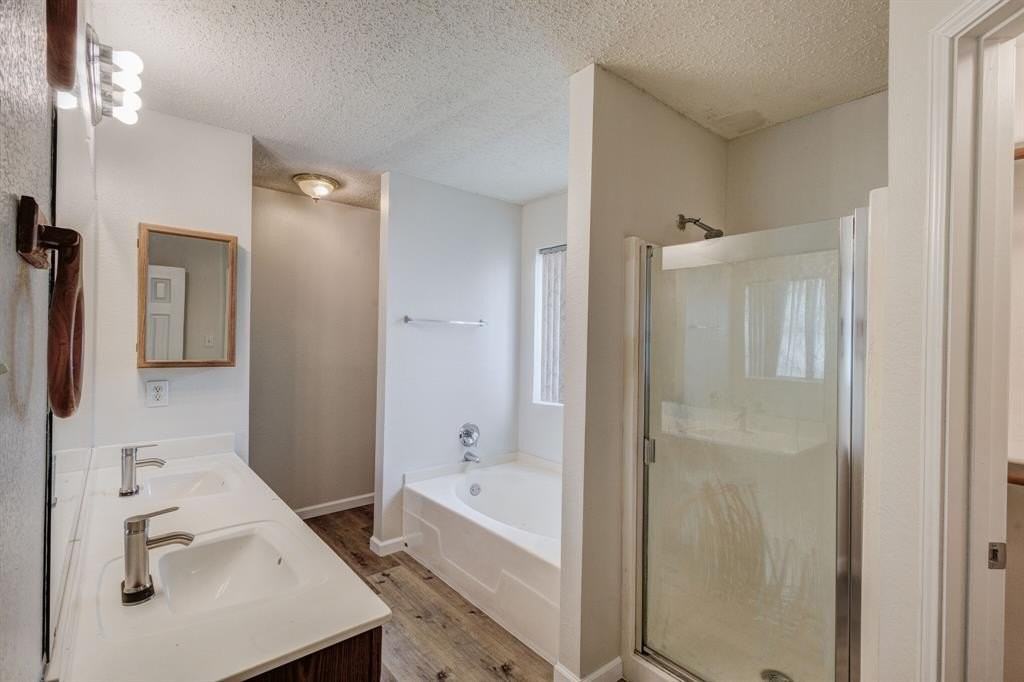 7133 Amber Dr - Photo 6 of 24