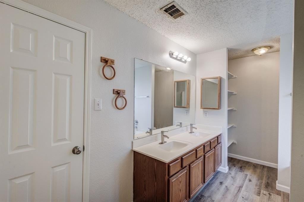 7133 Amber Dr - Photo 7 of 24