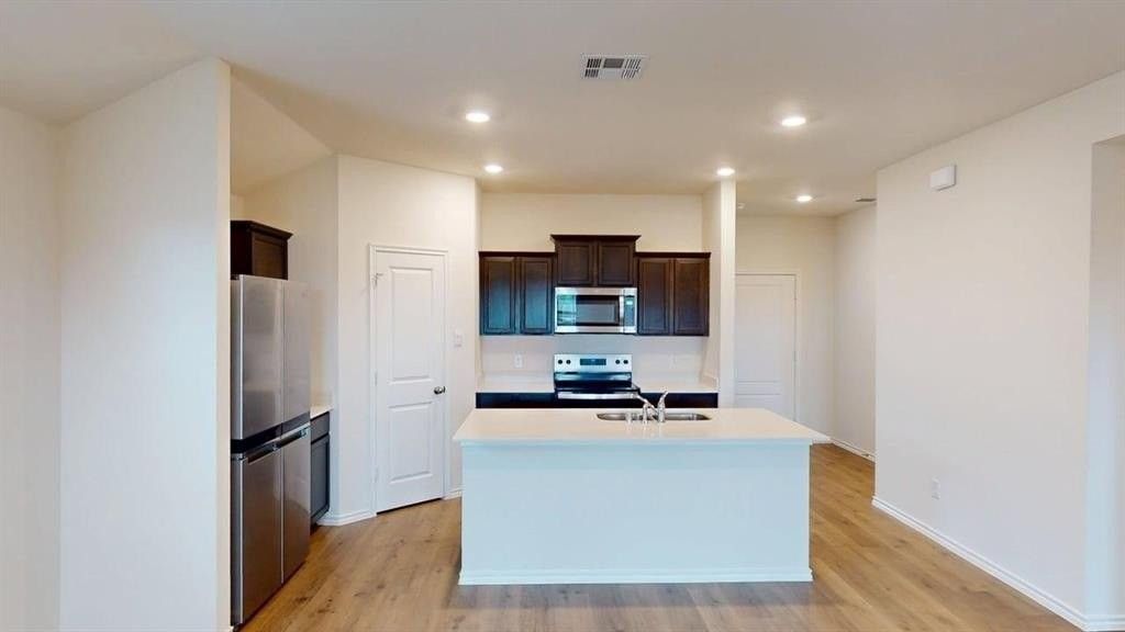 4307 Grayson Ln - Photo 5 of 22