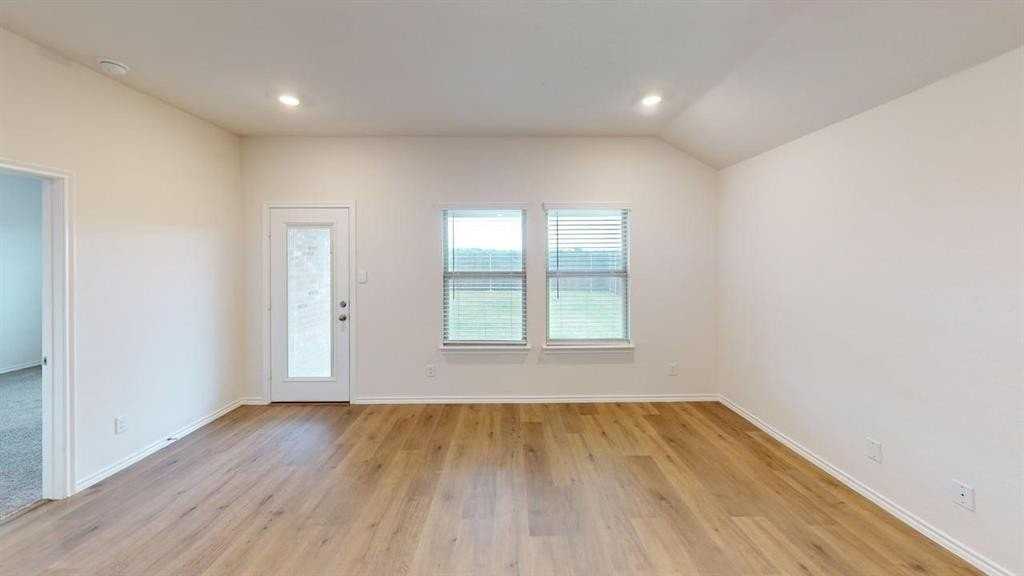 4307 Grayson Ln - Photo 7 of 22