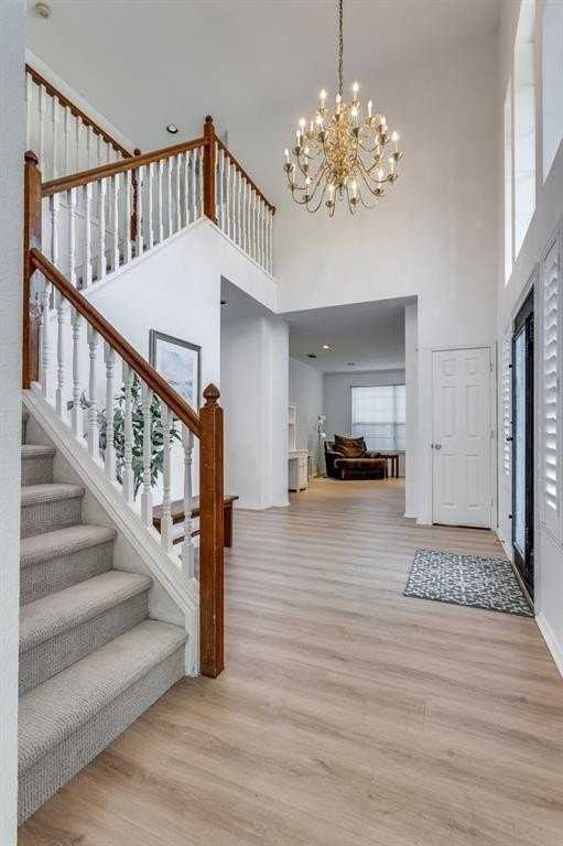 7009 Chardonnay Dr - Photo 2 of 11