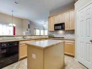 5556 Sky Ridge Dr - Photo 4 of 6