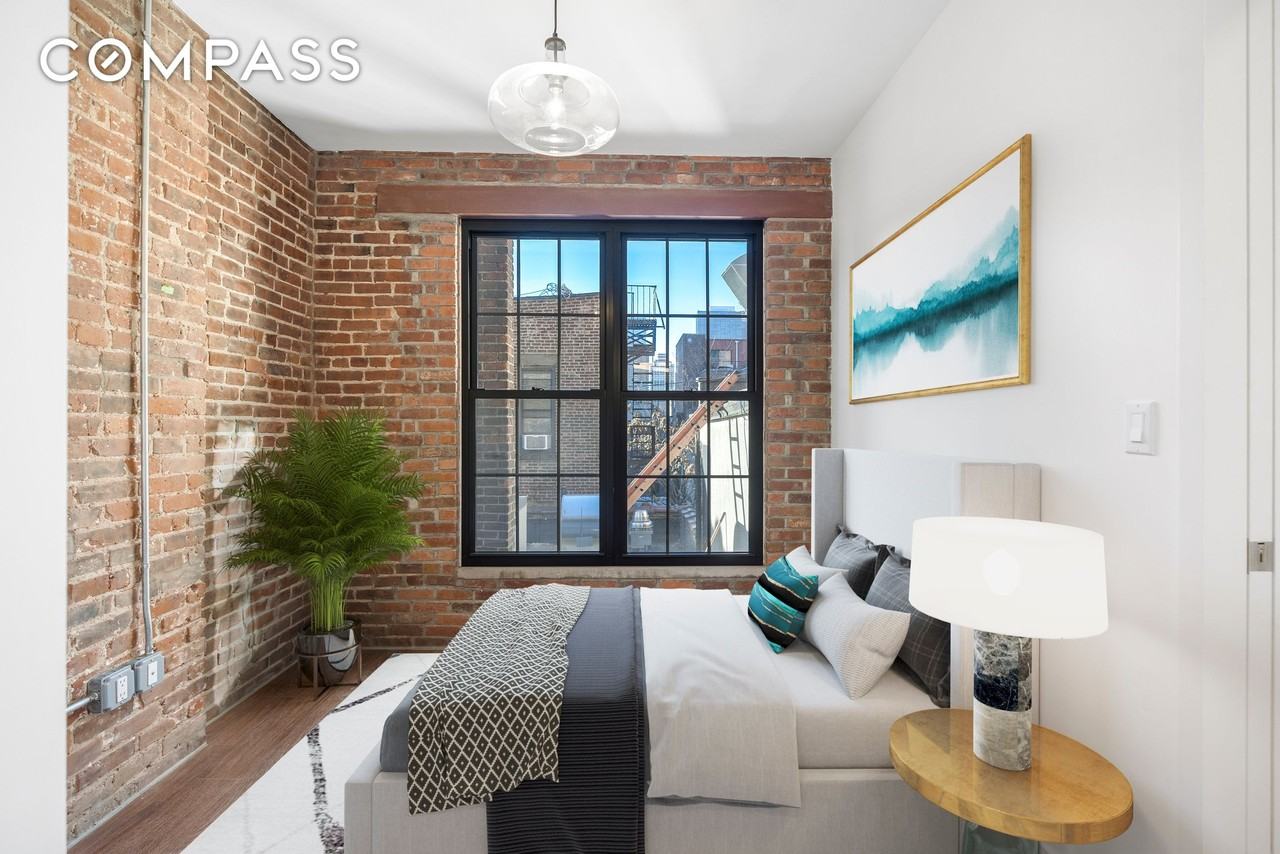 406 W 52nd St #2 - Photo 4 of 9