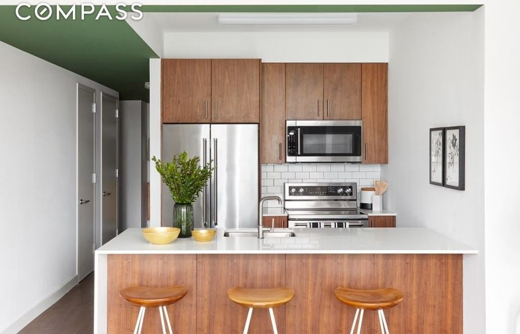 120 Nassau St #18B - Photo 2 of 11