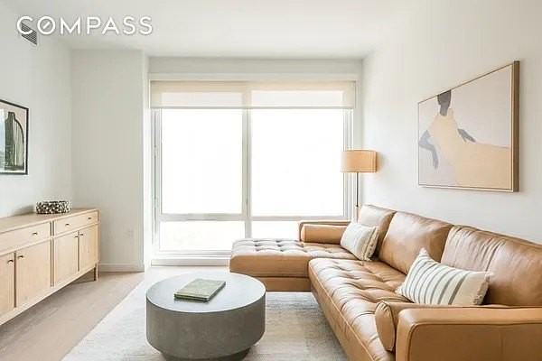 975 Nostrand Ave #429 - Photo 5 of 19