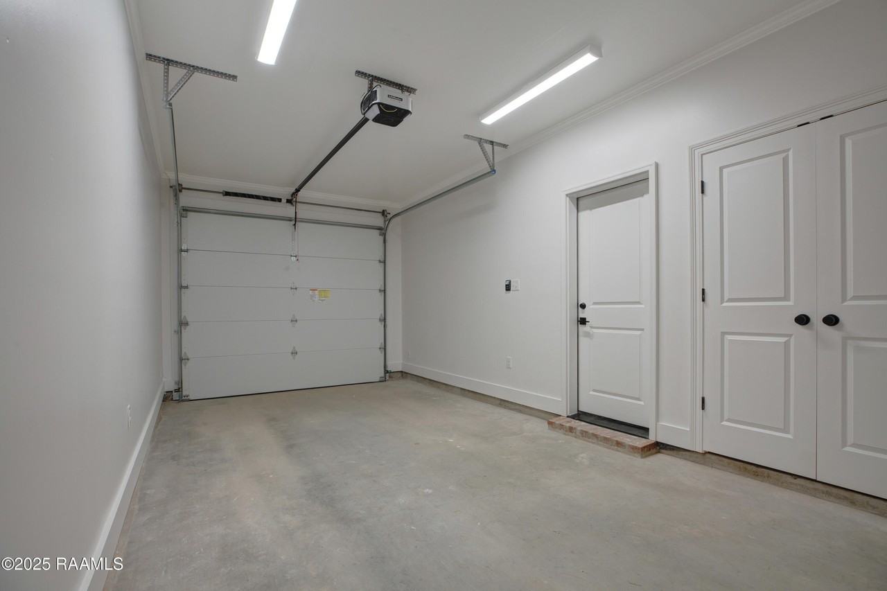 424 Eraste Landry Rd - Photo 7 of 25