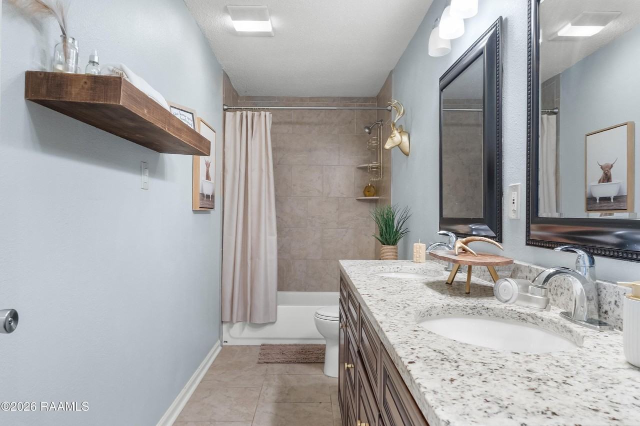 401 Pinto St - Photo 6 of 30