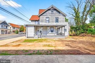 216 W Division St - Photo 1 of 1