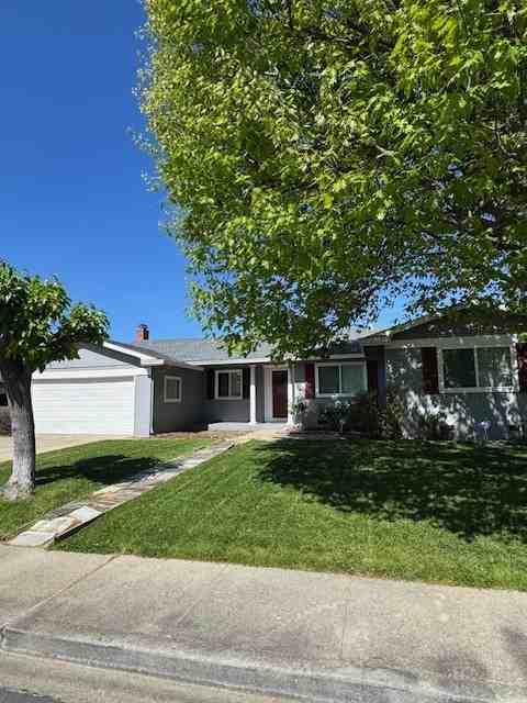 730 San Andreas Ct #1 - Photo 3 of 28