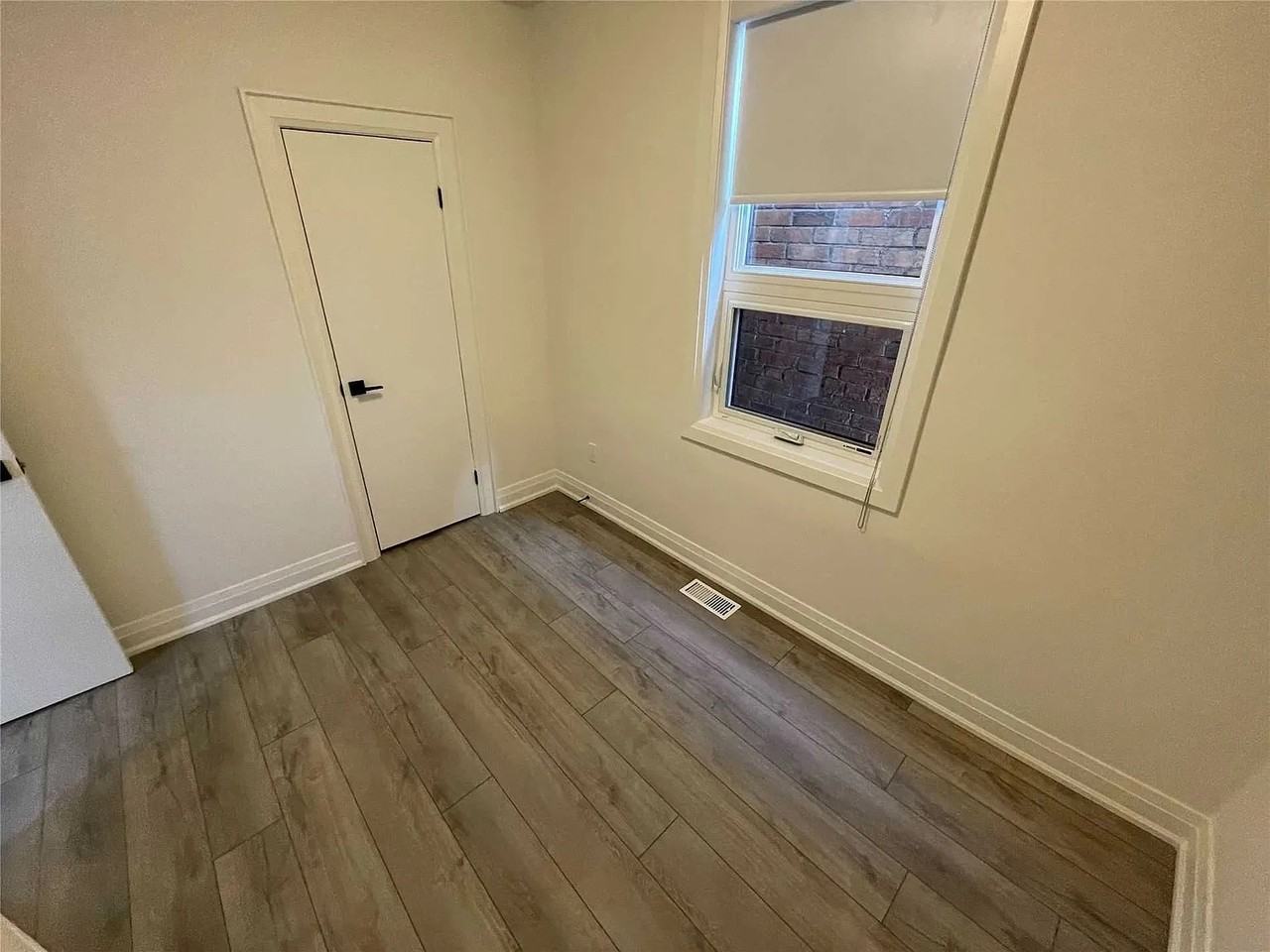 380 Northcliffe Boulevard - Photo 3 of 14