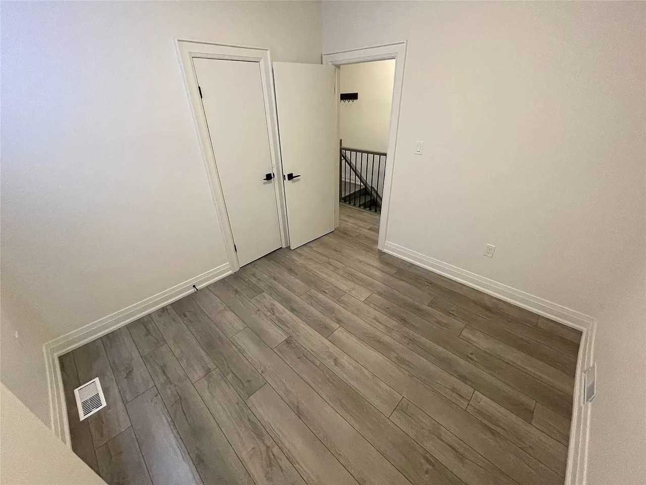 380 Northcliffe Boulevard - Photo 7 of 14