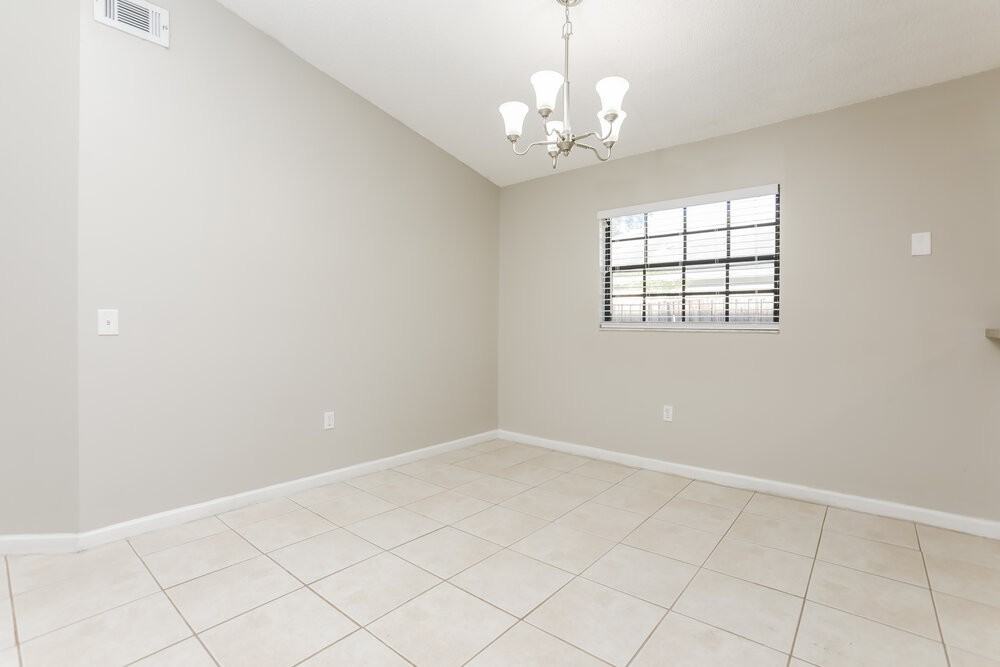 1629 Sunburst Way - Photo 6 of 16