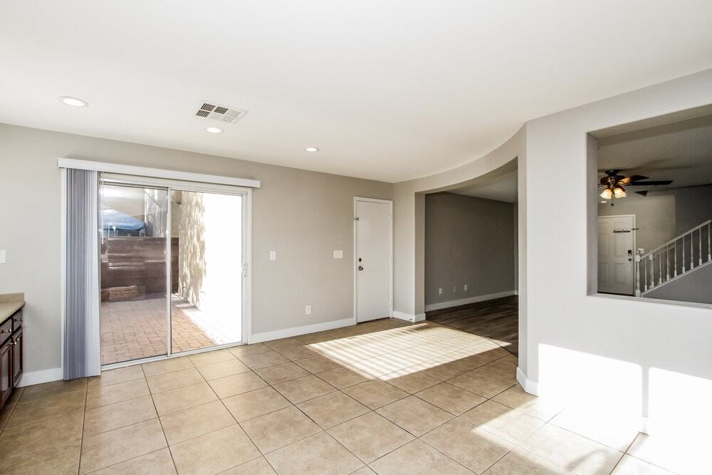 11564 Kindsland St - Photo 7 of 17