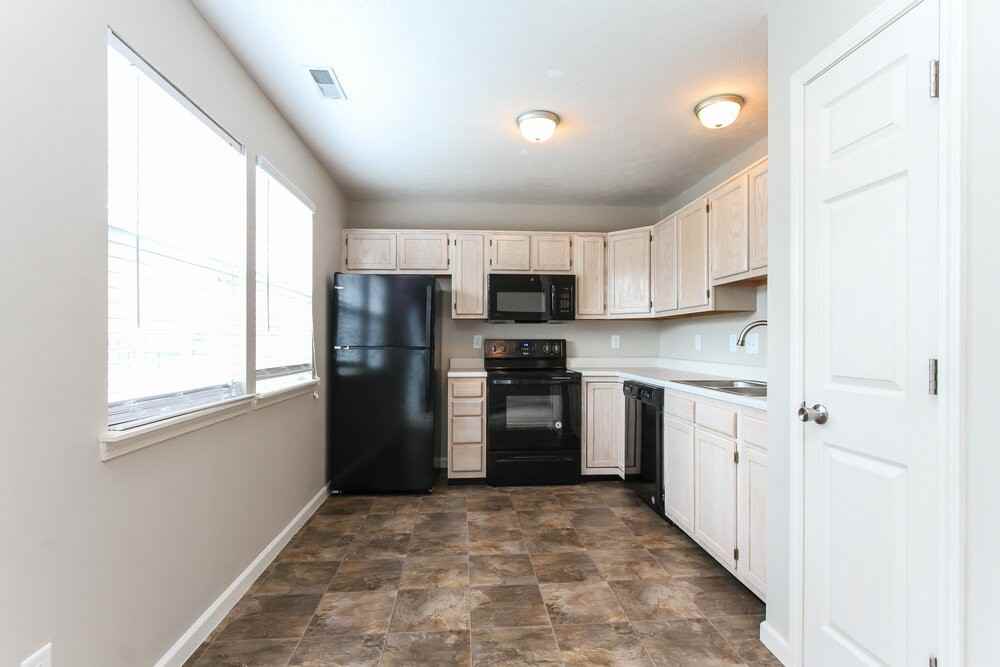 1852 Kayla Dr - Photo 6 of 16