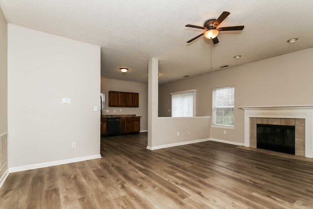 5810 Long Lake Ln - Photo 4 of 16