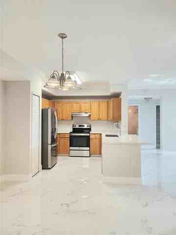 15145 Michelangelo Boulevard #102 - Photo 5 of 8