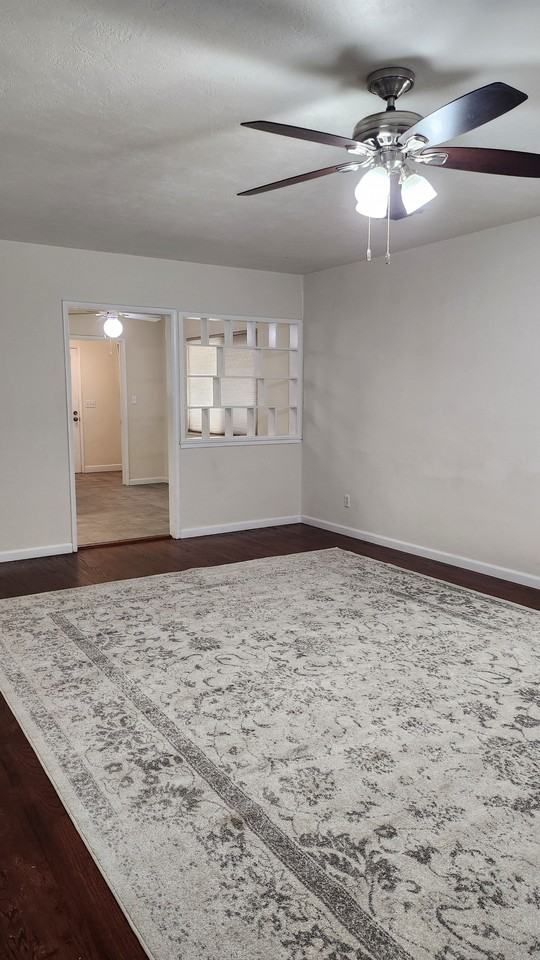 1260 S Klein Ave #1 - Photo 4 of 38