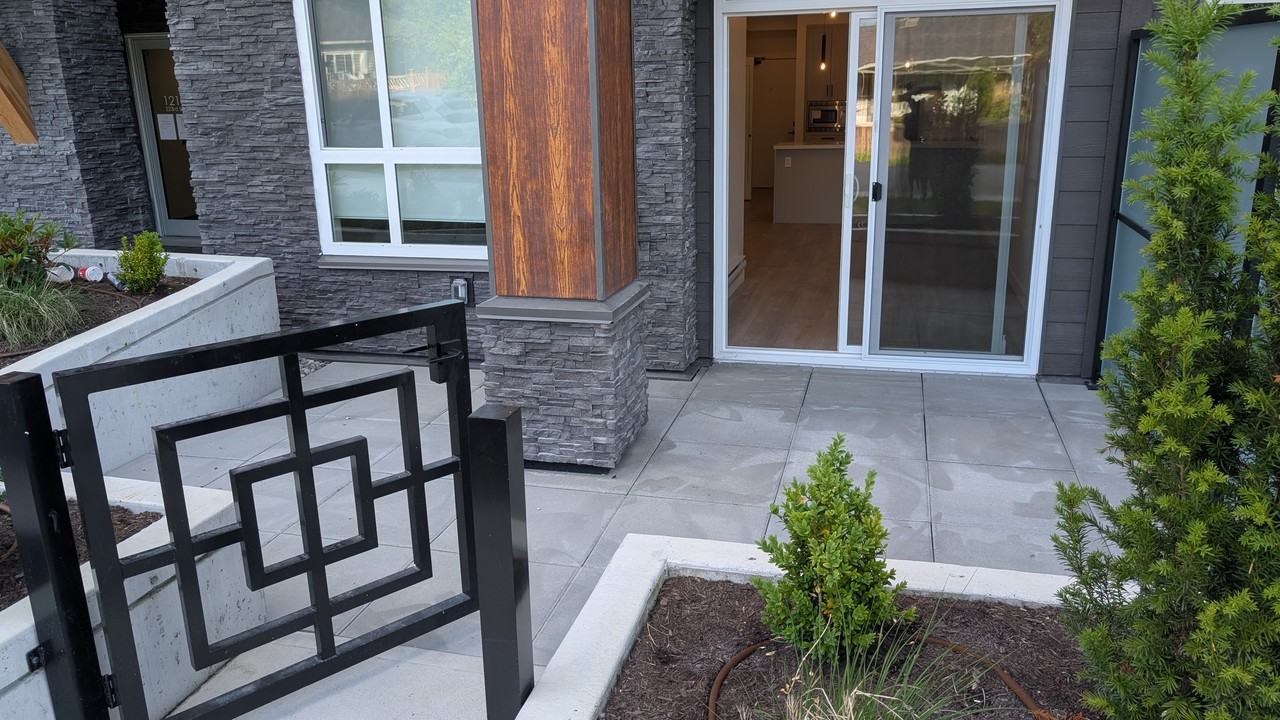 12109 223 Street #105 - Photo 5 of 43