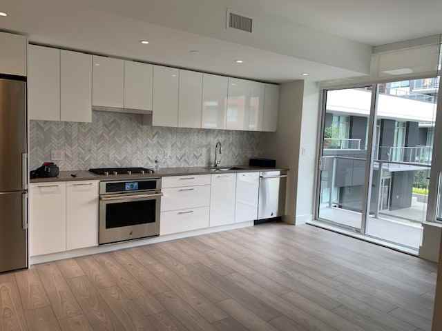 3581 E Kent Ave N - Photo 2 of 5