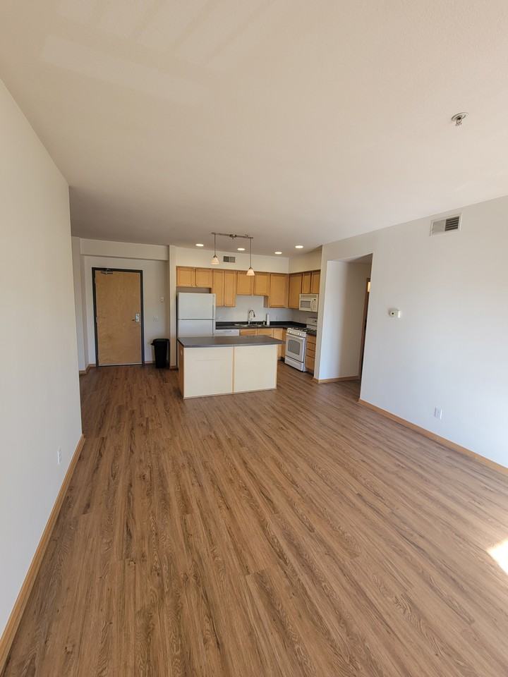 2900 11th Ave S #311 - Photo 3 of 19