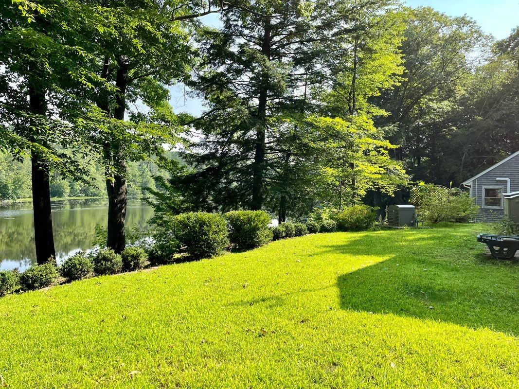 75 South Rd - Photo 3 of 15