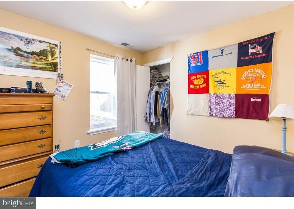 735 Walnut St ##3 - Photo 6 of 29