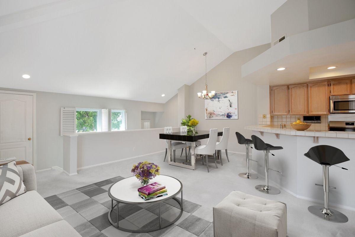 24241 Swiftriver Ct - Photo 3 of 10