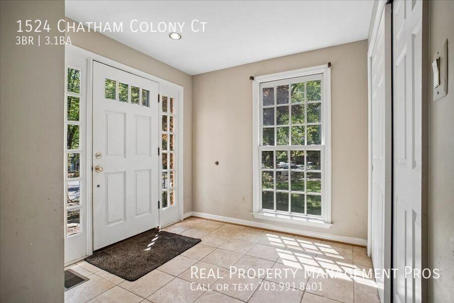 1524 Chatham Colony Ct - Photo 3 of 31