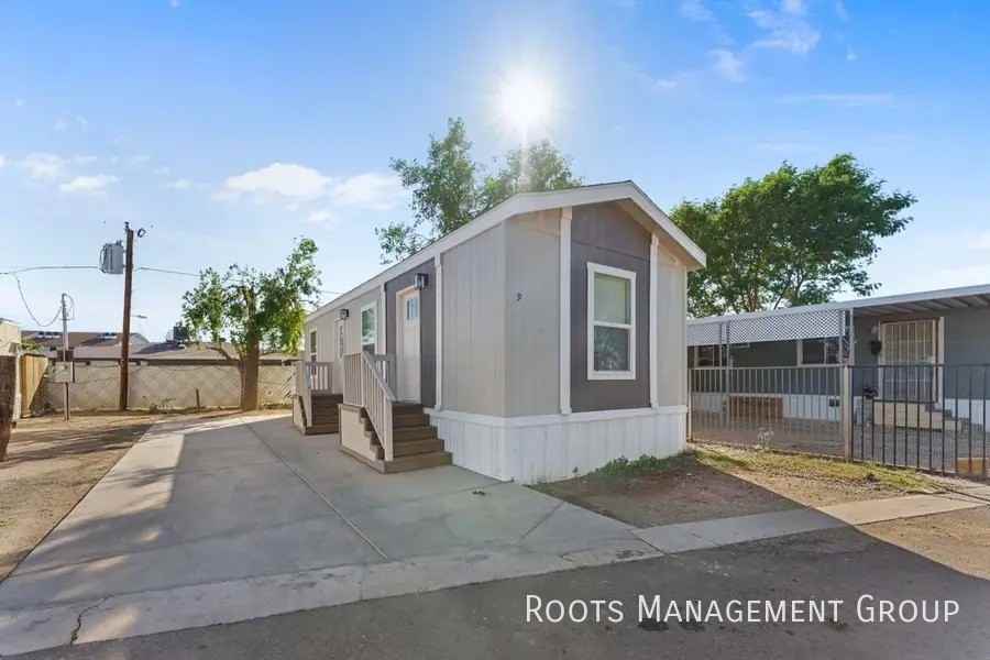6231 N 59th Ave #51 - Photo 6 of 11