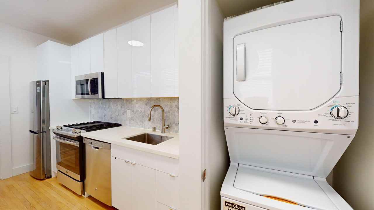 254 Ivy St #8 - Photo 4 of 16