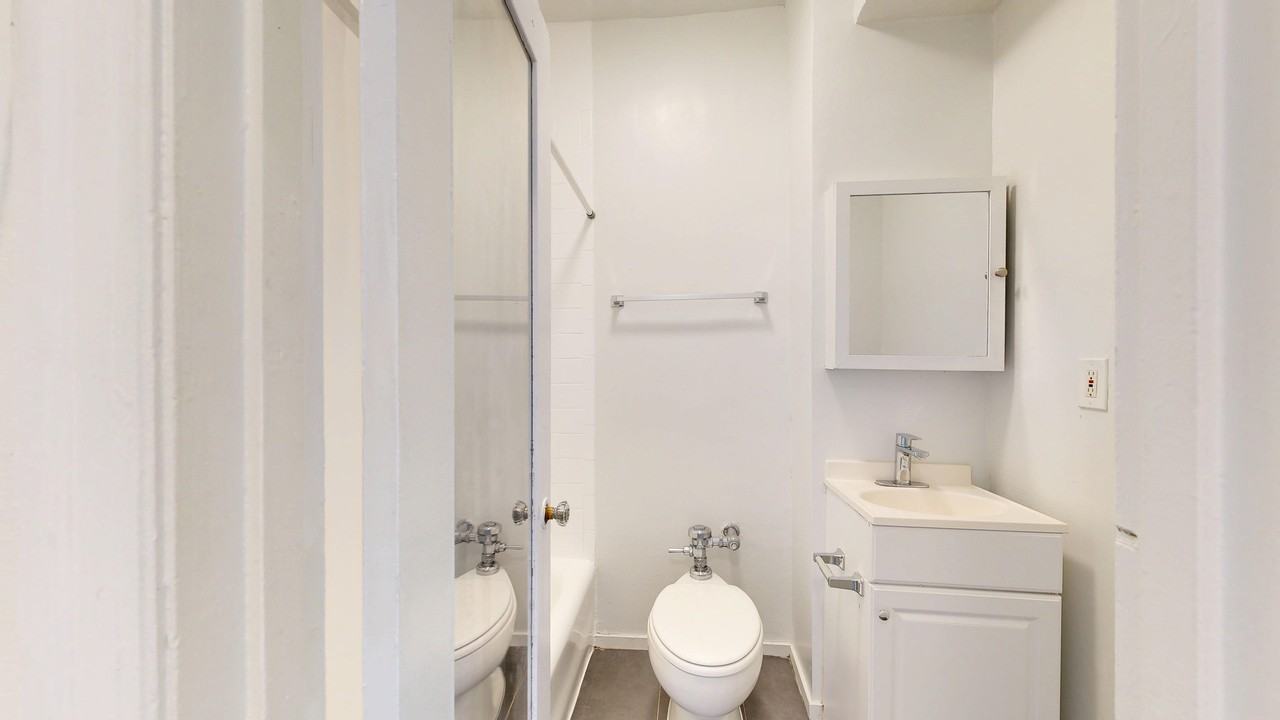 727 Ellis St #509 - Photo 7 of 9