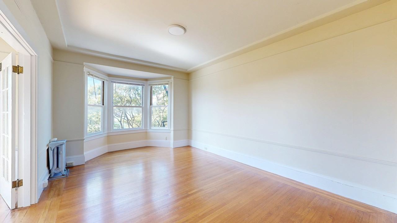 225 Irving St #8 - Photo 7 of 18