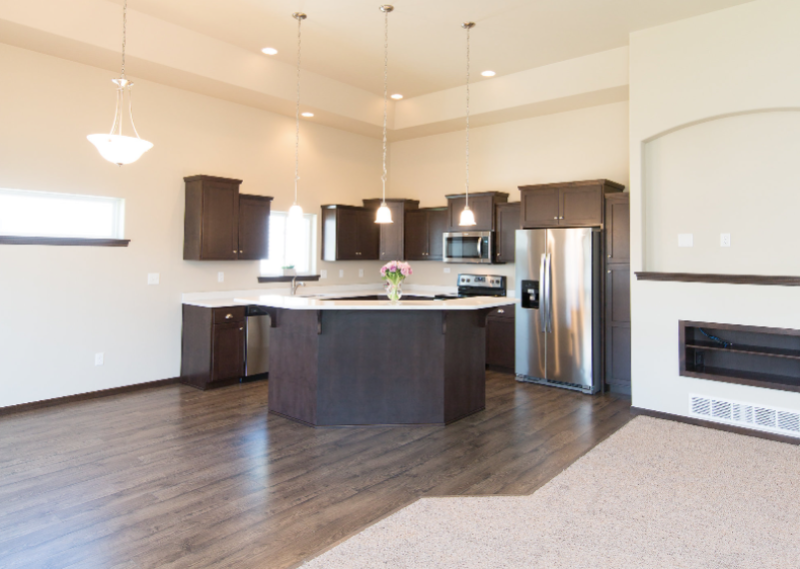 2722 Divide St W - Photo 5 of 24