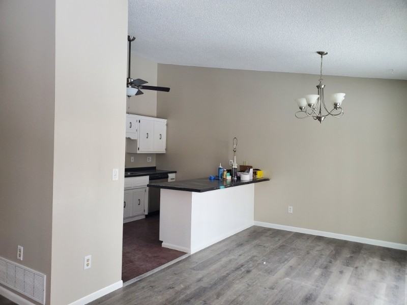 1836 55th St E - Photo 4 of 15