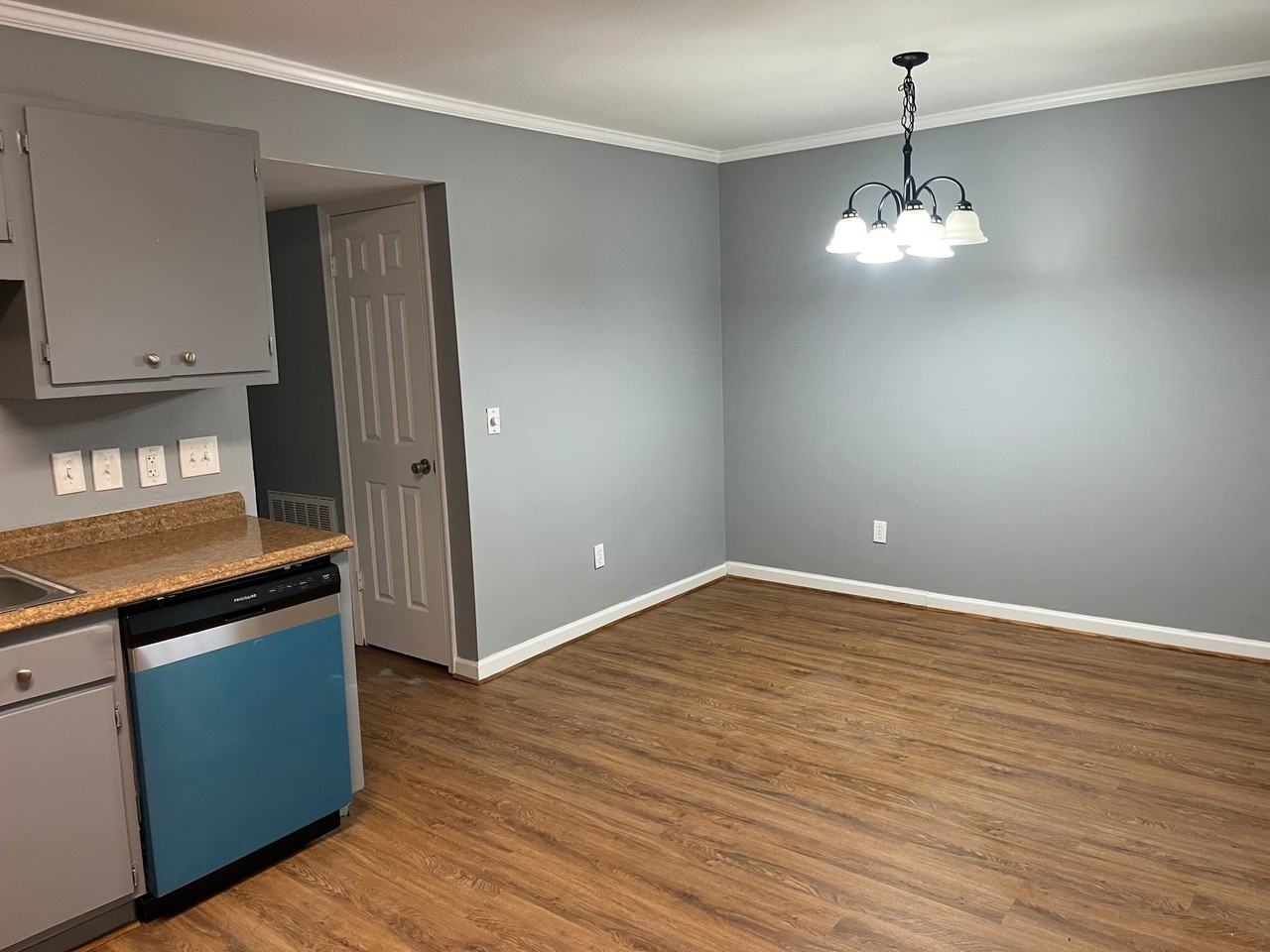 609 Cahaba Manor Ln - Photo 4 of 10