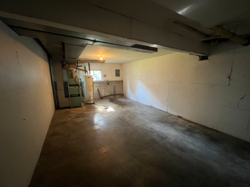 1318 S Olive St - Photo 6 of 6