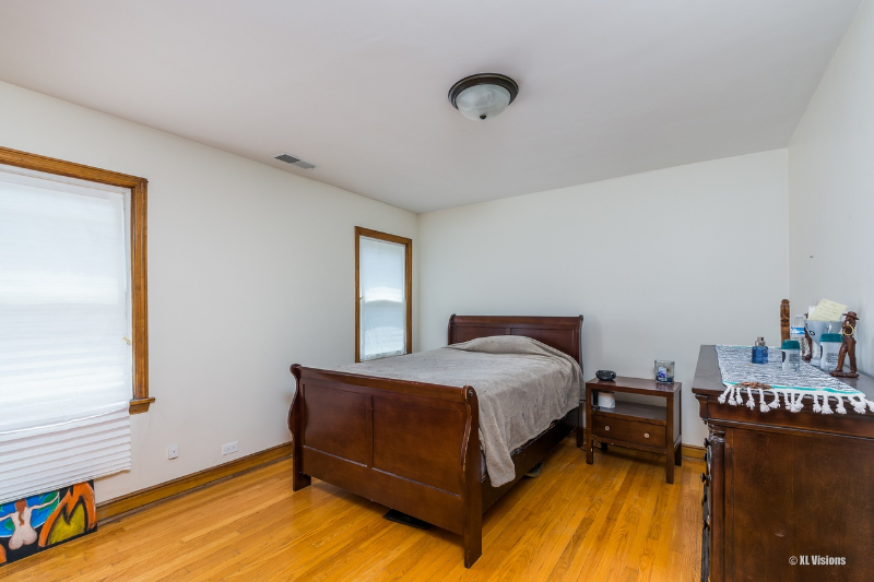 10601 S Artesian Ave #1 - Photo 2 of 6