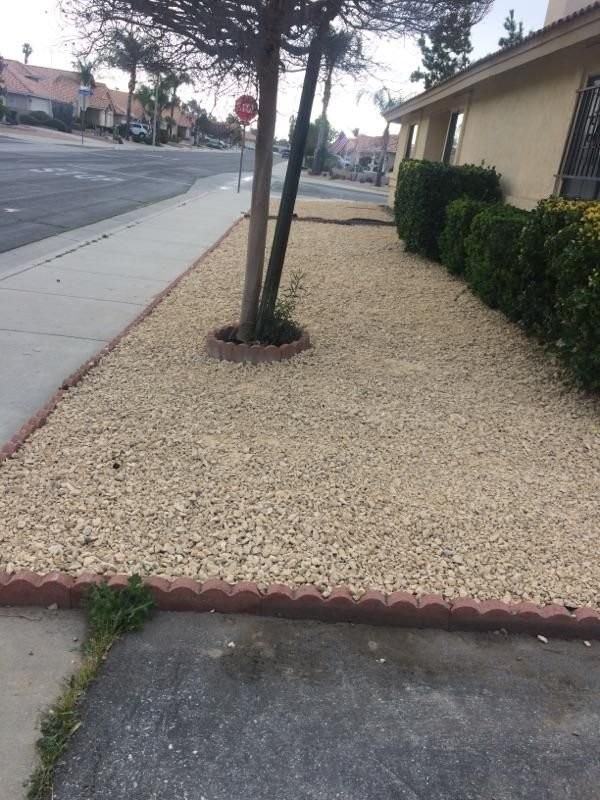 853 Ensenada Dr - Photo 3 of 9