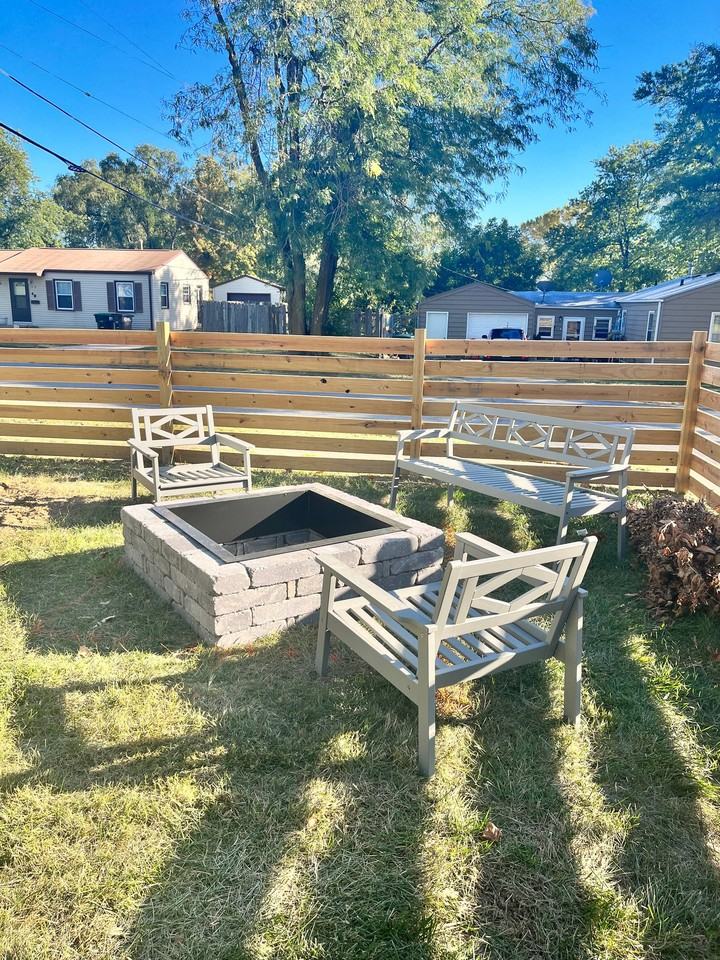 801 N 77th Ave - Photo 3 of 6