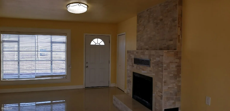 22317 E Avenue O - Photo 3 of 24