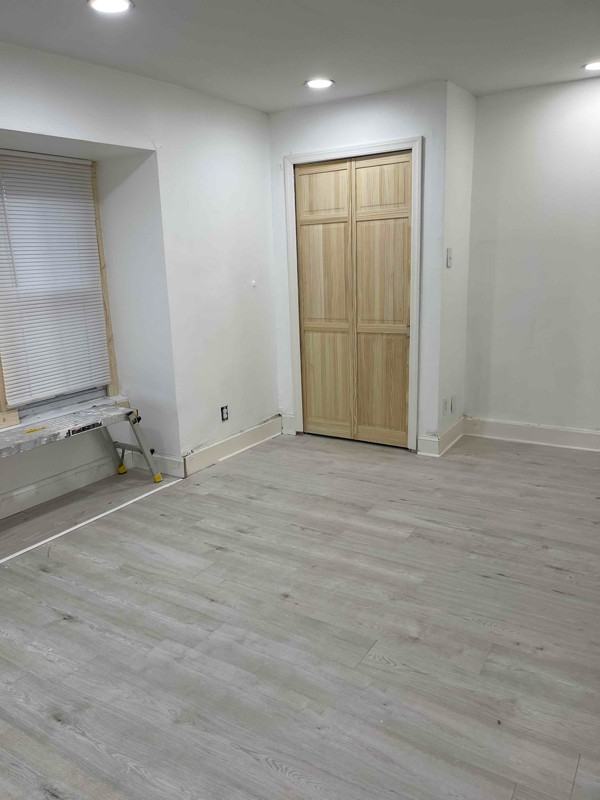 916 Ridge Ave #3 - Photo 5 of 17