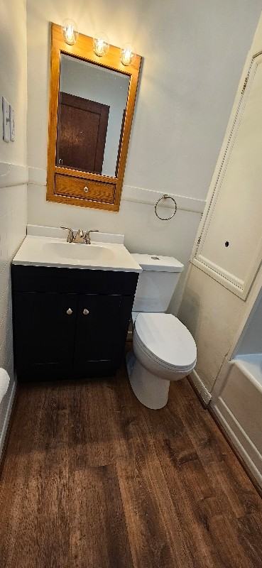 208 W Sycamore St #3B - Photo 5 of 9