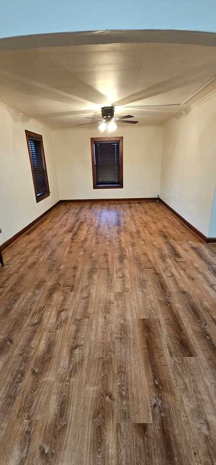 208 W Sycamore St #3B - Photo 7 of 9