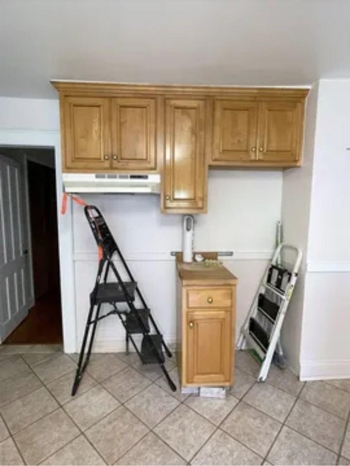 165 Derby Ave - Photo 7 of 10