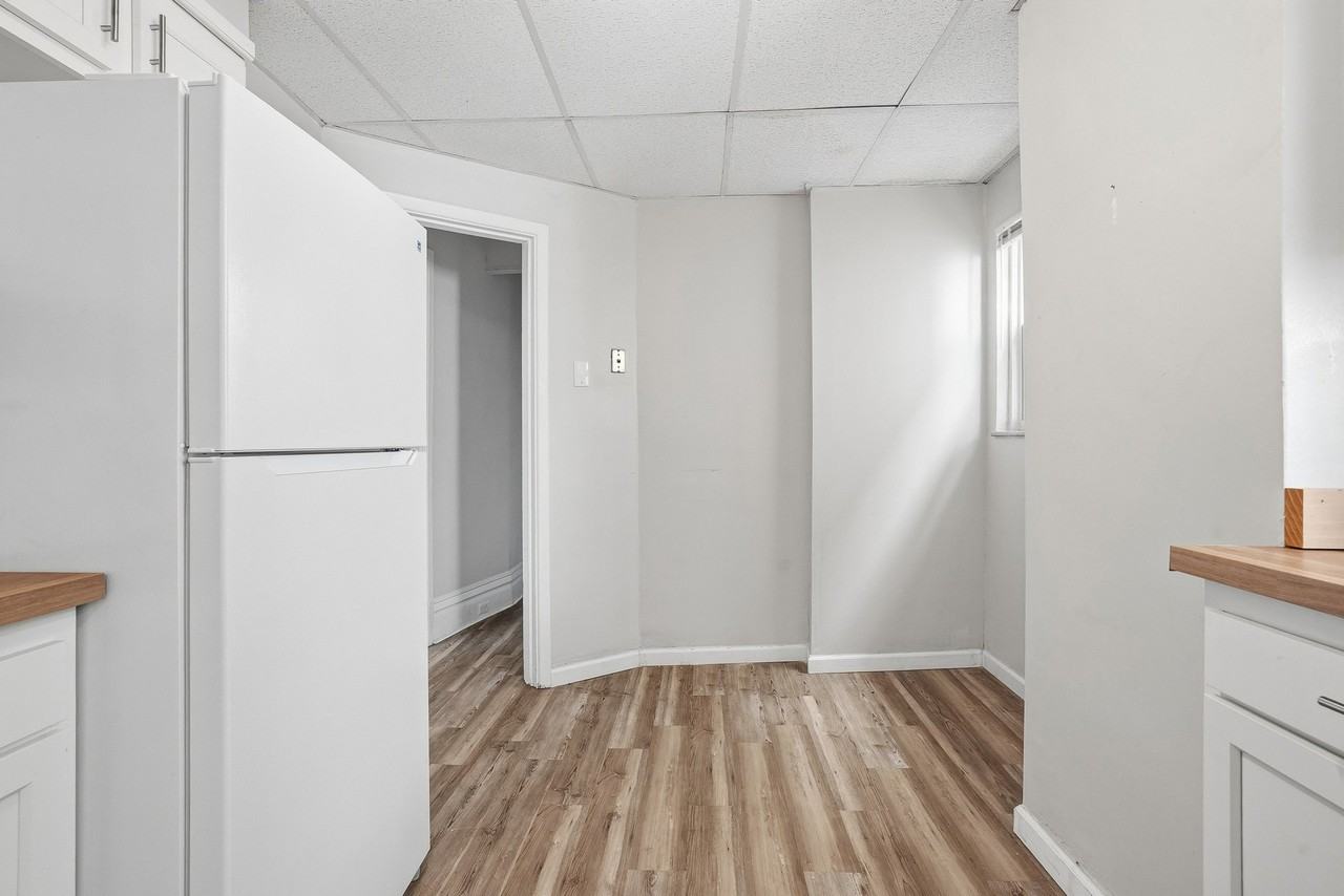 7122 Harrison Ave #1 - Photo 6 of 11