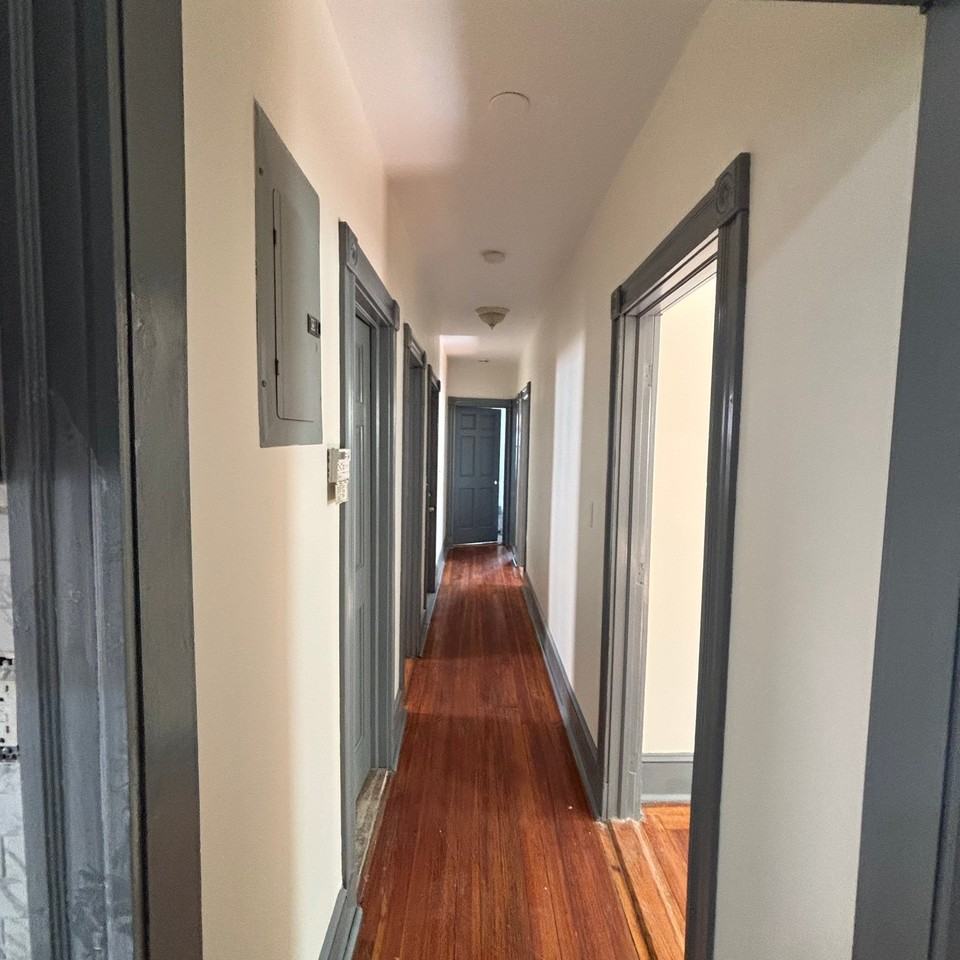 19 Topliff St #2 - Photo 5 of 5