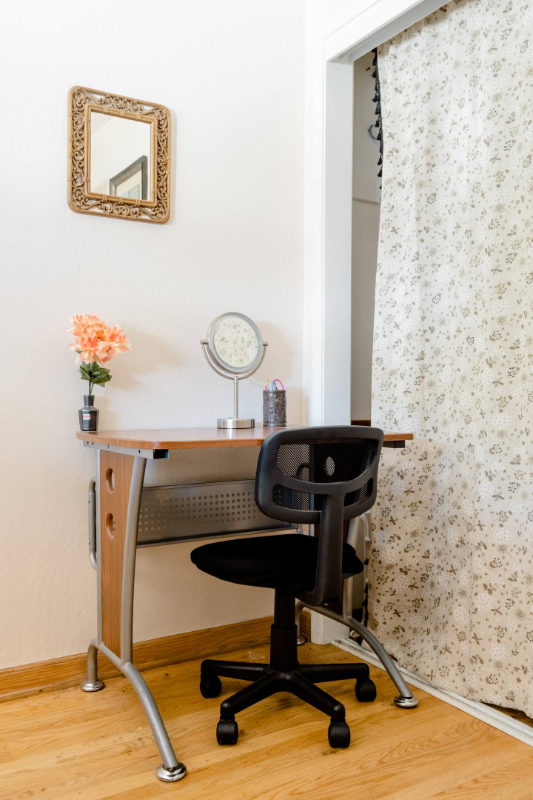 1 E Covell Blvd - Photo 4 of 13