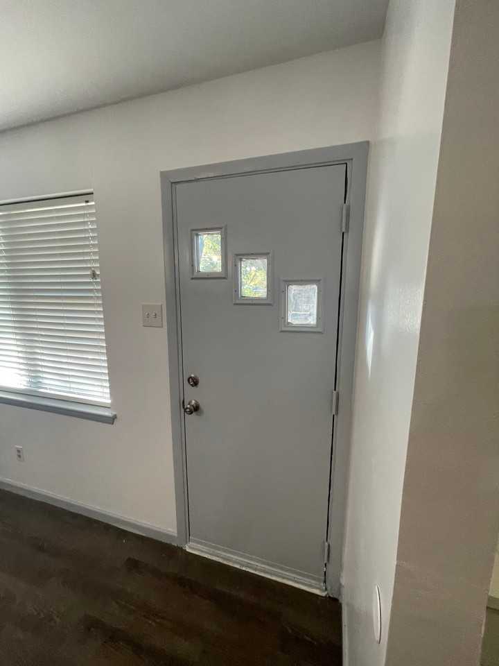 12035 Sunland St - Photo 7 of 12